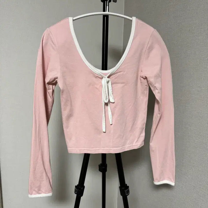 [BUNJANG] D2 Ribbon Long Sleeve T-Shirt / D2 리본 긴팔티