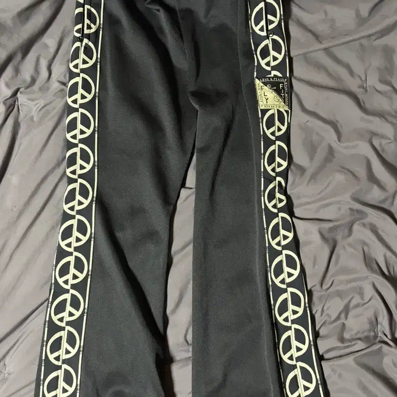 [BUNJANG] Capital Smooth Jersey Track Pants Black / 캐피탈 스무스저지 트랙팬츠 블랙 3