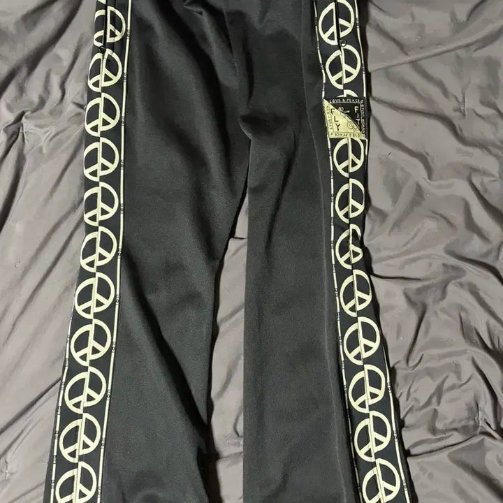 [BUNJANG] Capital Smooth Jersey Track Pants Black / 캐피탈 스무스저지 트랙팬츠 블랙 3