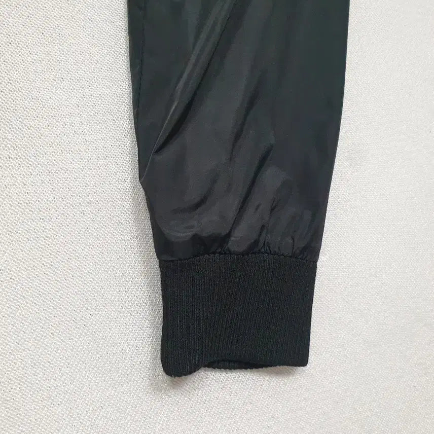 [BUNJANG] 메이폴 블랙 점퍼 100 / 메이폴 블랙 점퍼 100