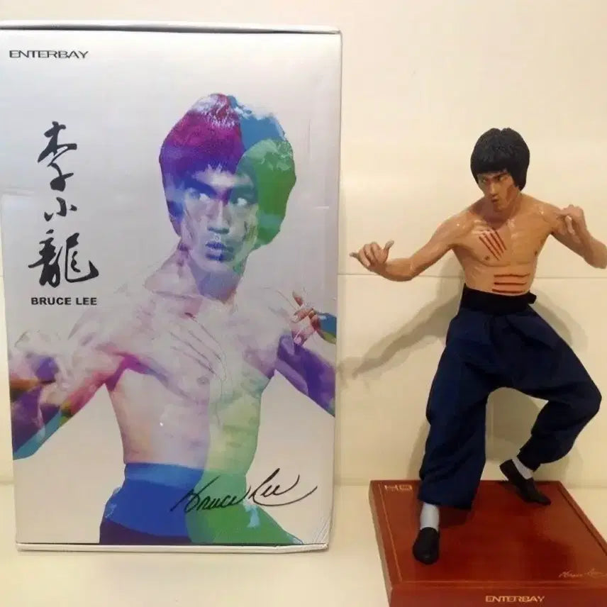 [SOLD OUT] 엔터베이 용쟁호투 HD 1/4스테츄 판매합니다.