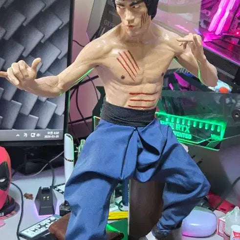 [SOLD OUT] 엔터베이 용쟁호투 HD 1/4스테츄 판매합니다.