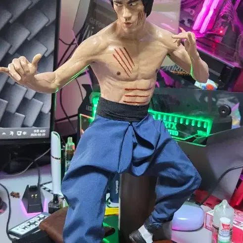 [SOLD OUT] 엔터베이 용쟁호투 HD 1/4스테츄 판매합니다.