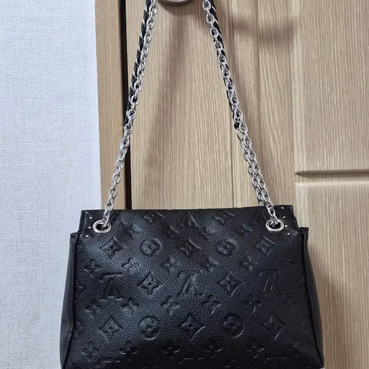 [SOLD OUT] 블랙 체인백