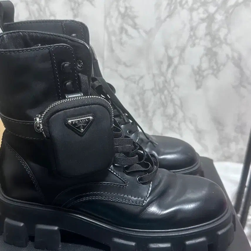 [BUNJANG] Prada Monolith Brushed Leather and Nylon Boots - Black - Size 9.5 / 프라다 모놀리스 브러쉬드 레더 앤 나일론 부츠 블랙 9.5