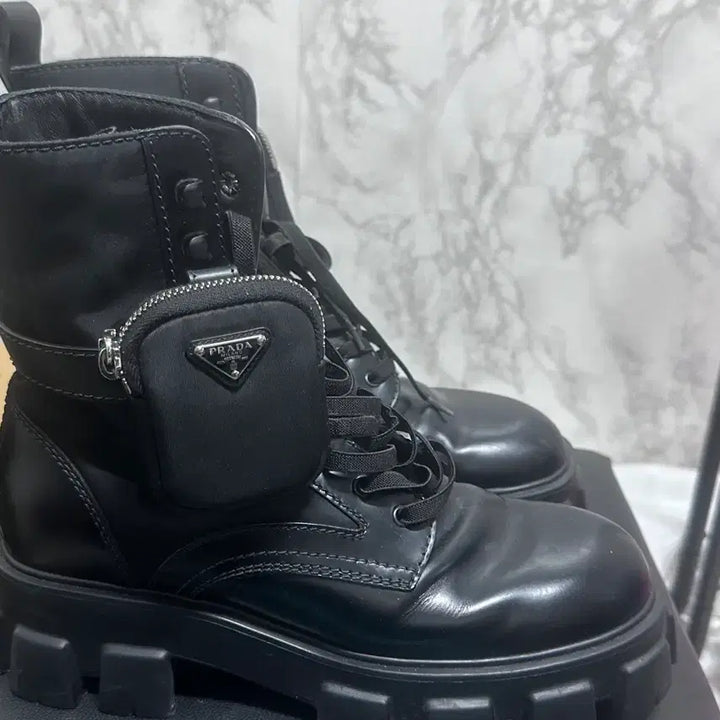 [BUNJANG] Prada Monolith Brushed Leather and Nylon Boots - Black - Size 9.5 / 프라다 모놀리스 브러쉬드 레더 앤 나일론 부츠 블랙 9.5