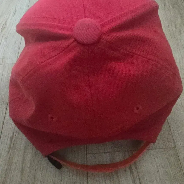 [BUNJANG] By the Skull Red Ball Cap / 바이더 스컬 로고가 포인트인 레드 볼캡이에요 사이즈 56~60