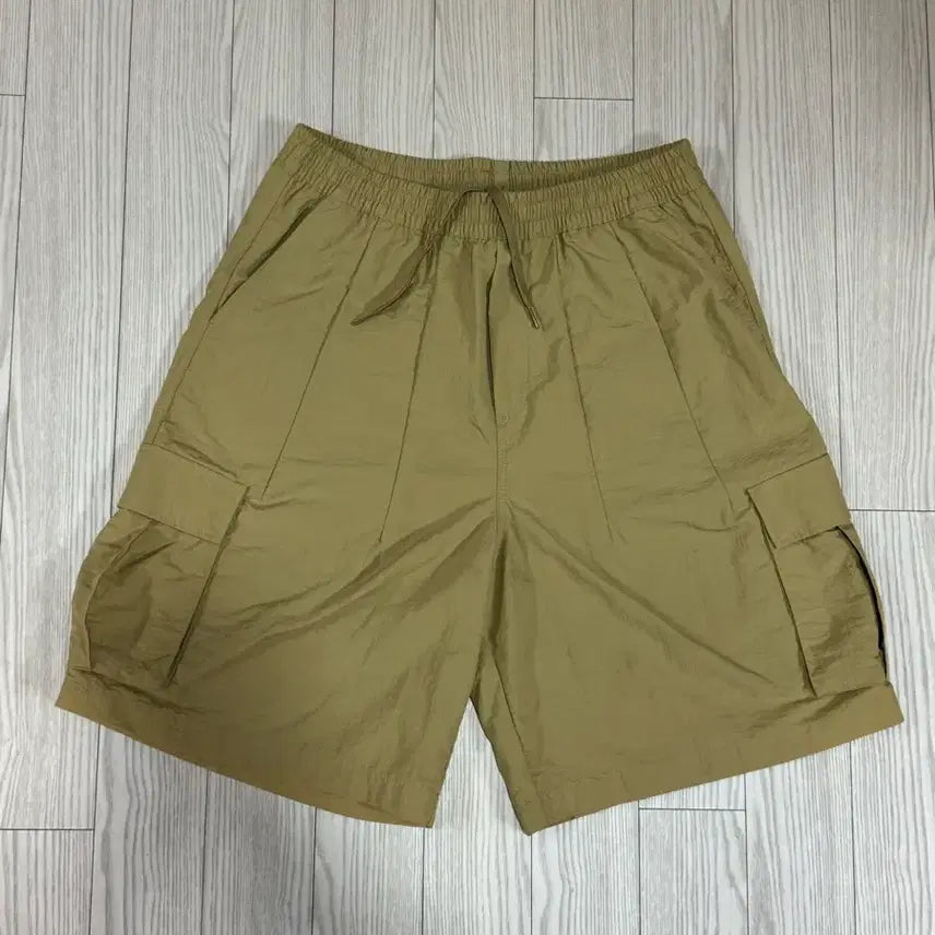 [SOLD OUT] 트래블 나일론 카고 반바지 팬츠 xl 상태s급 베이지