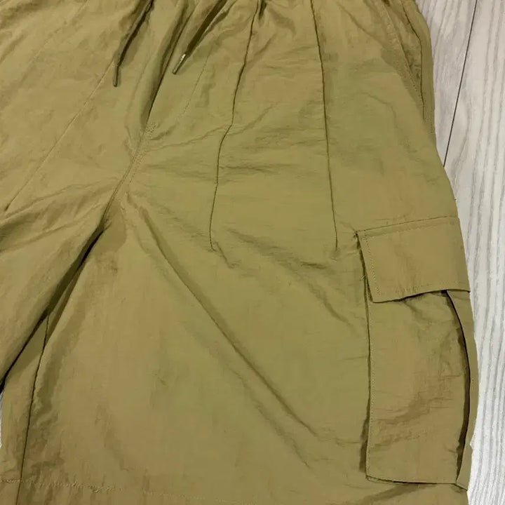 [SOLD OUT] 트래블 나일론 카고 반바지 팬츠 xl 상태s급 베이지