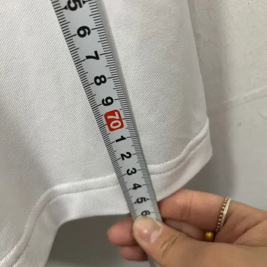 [SOLD OUT] 디스커버리 익스페디션 화이트 반팔 폴로티 105