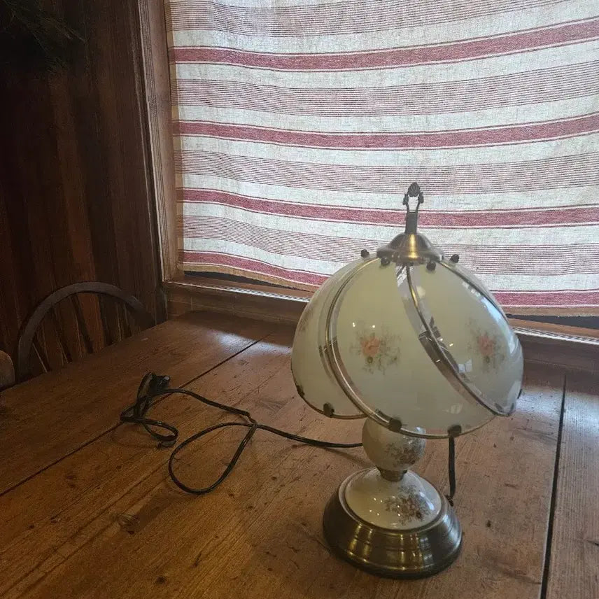 [BUNJANG] Vintage Touch Floral Print Stand Lamp / 빈티지터치 스탠드