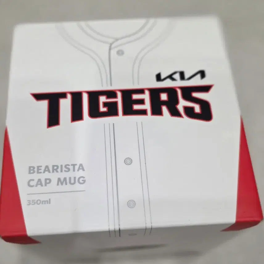 [BUNJANG] Kia Tigers Starbucks Bearista Mug (Sealed) / 기아타이거즈 스타벅스 베어리스타 머그컵 미개봉