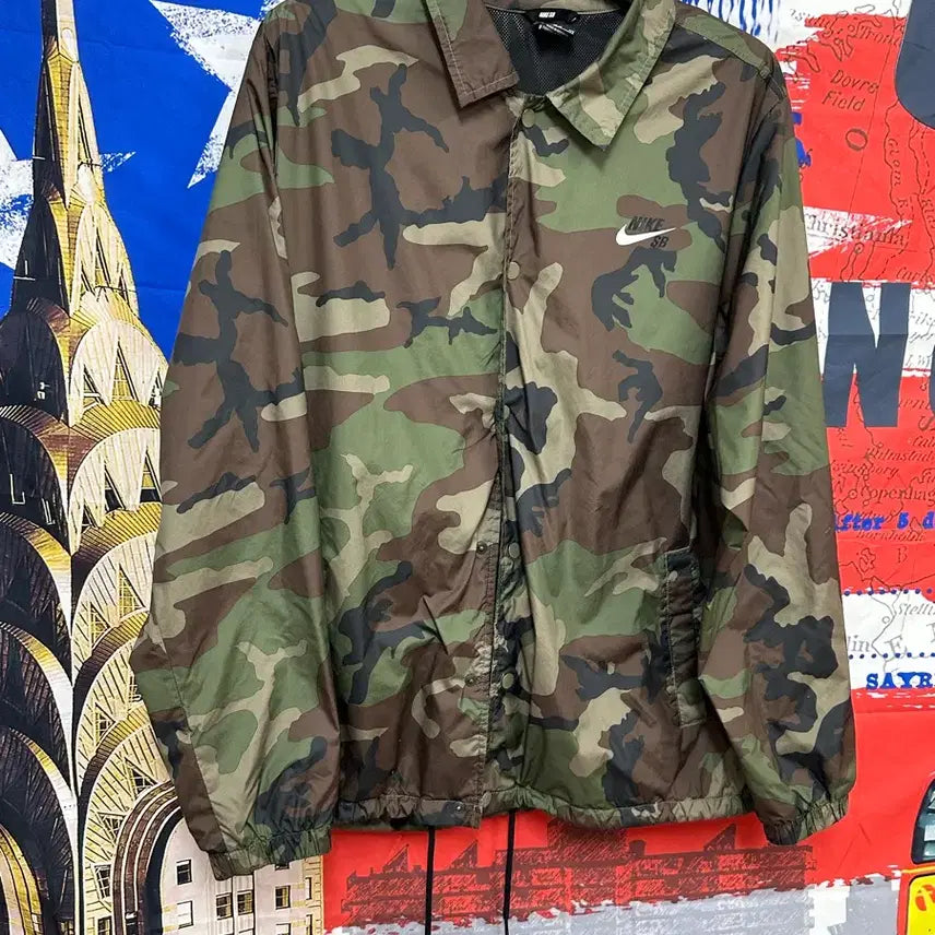 [BUNJANG] Nike SB Camo Oversized Windbreaker Coach Jacket / s급 나이키SB 카모 오버핏 바람막이 코치자켓 2XL110