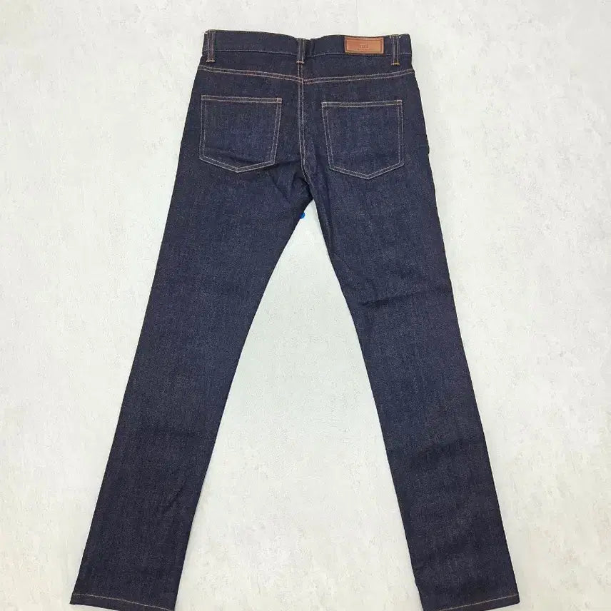 [BUNJANG] AMI Slim Fit Raw Denim Jeans / AMI 생지 데님 슬림핏 청바지 백화점판