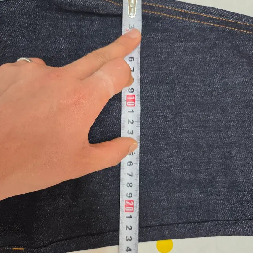 [BUNJANG] AMI Slim Fit Raw Denim Jeans / AMI 생지 데님 슬림핏 청바지 백화점판