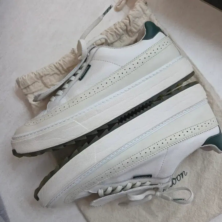 [BUNJANG] Malbon White Wingtip Golf Sneakers / 말본 골프화 화이트 윙팁 스니커즈