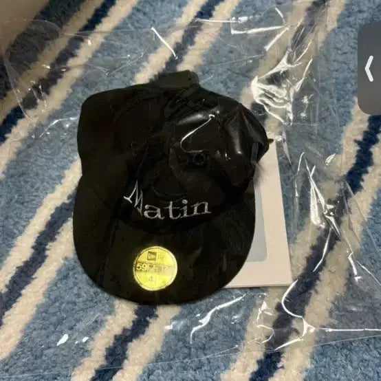 [SOLD OUT] 마뗑킴 뉴에라 모자키링