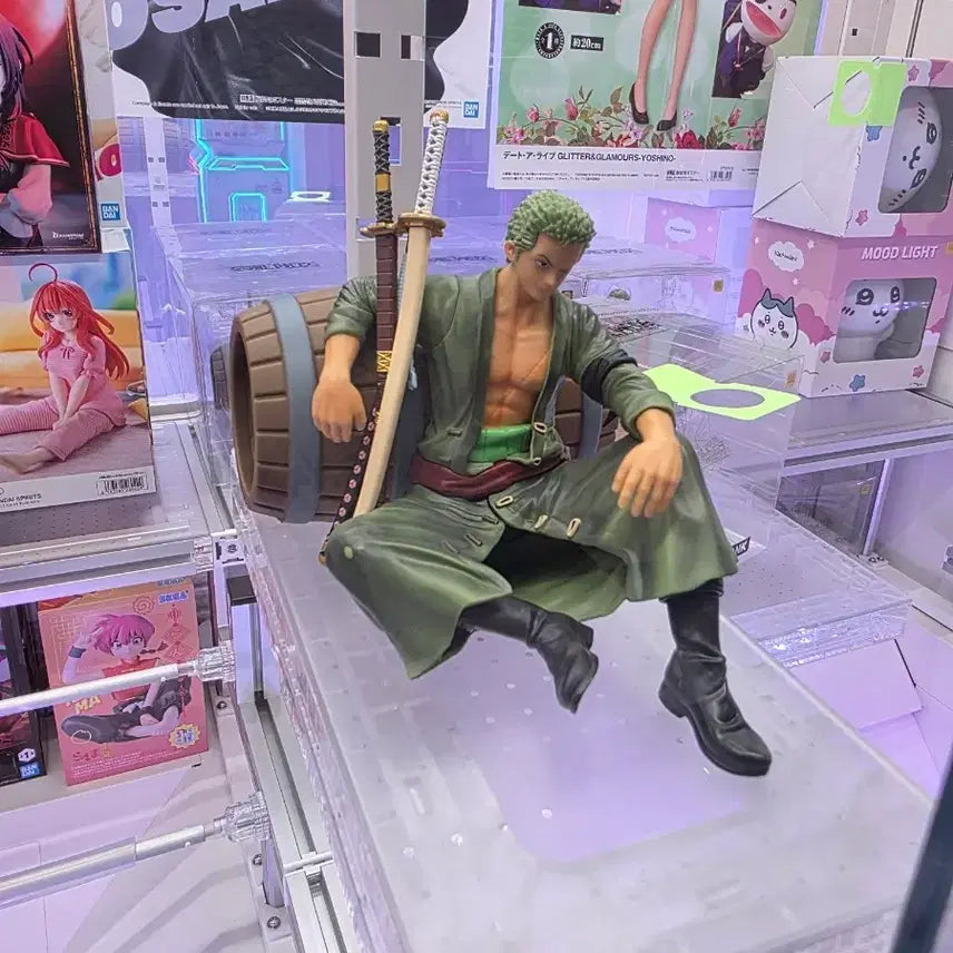 [SOLD OUT] (미개봉)원피스 조로 피규어 저금통