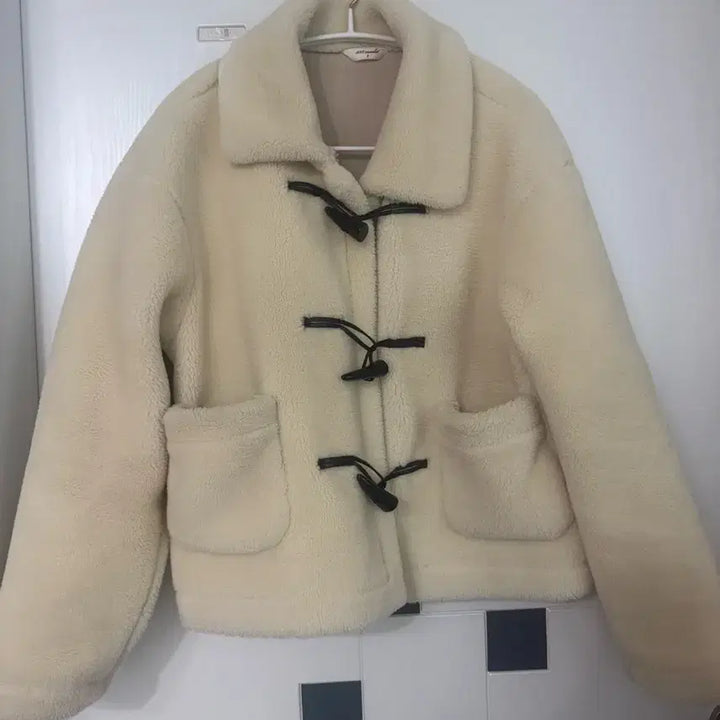 [BUNJANG] Bear Fur Double Toggle Jacket / 고급 베어 퍼 더블 자켓