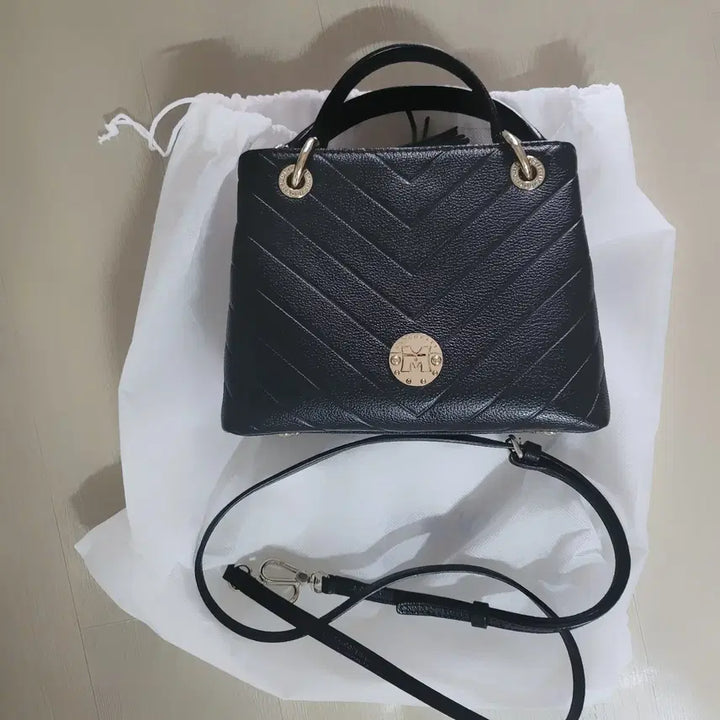 [BUNJANG] Metro City Mini Handbag / ( 롯데백화점 ) 메트로시티  미니사이즈