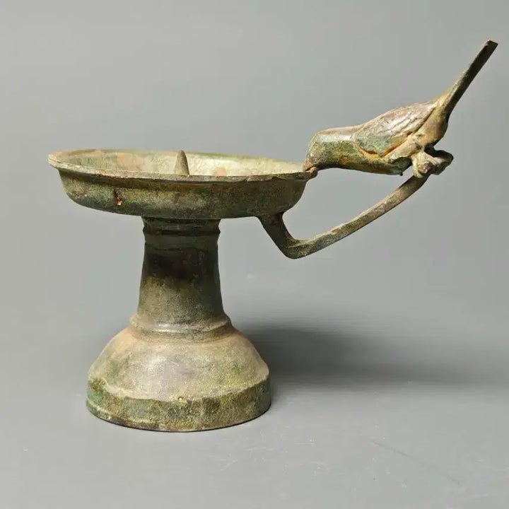 [BUNJANG] Bronze Executing "Byungbae" Candlestick New Decoration / 청동 작형 병배 촛대 새 장식 골동품 출토품 수집품 고미술품
