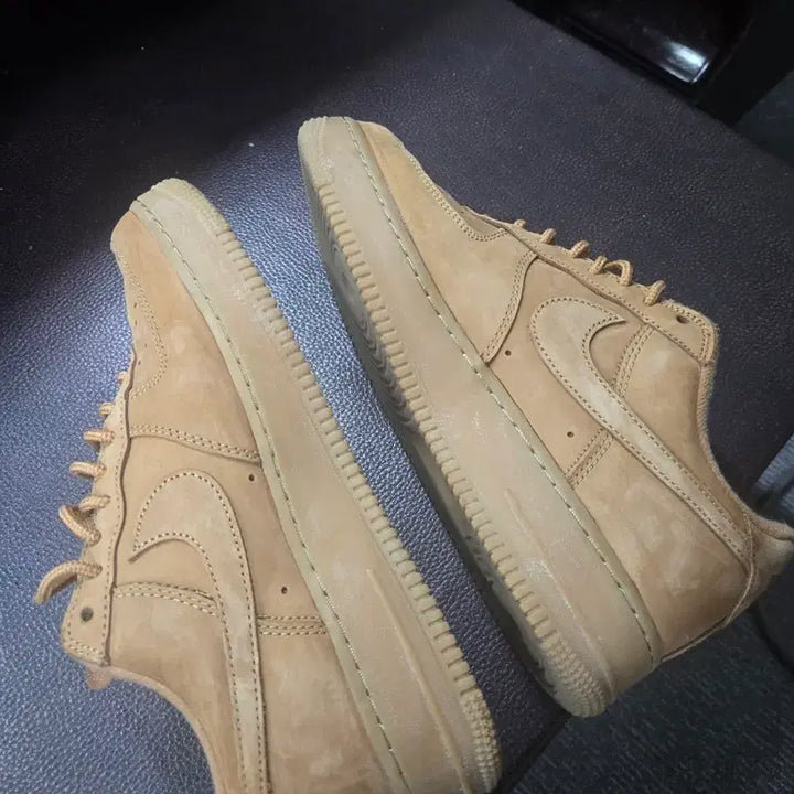 [SOLD OUT] 260 나이키 에어포스1 스웨이드 슈프림 된장포스 슈된포