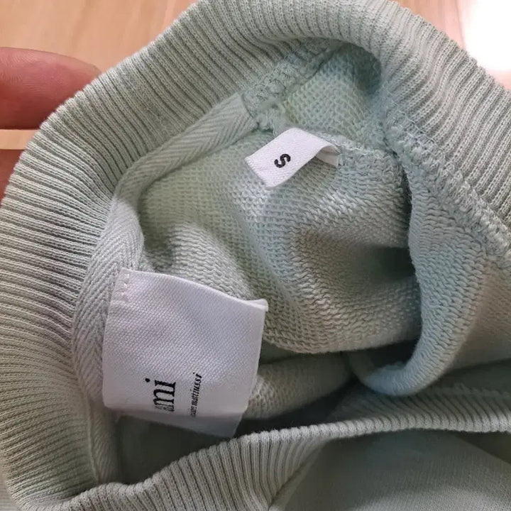 [BUNJANG] AMI Small Logo Sweatshirt / [S] 정품 AMI 스몰로고 맨투맨 (남녀공용)