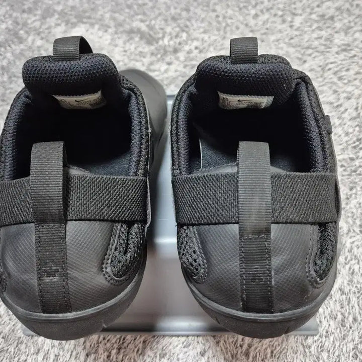 [BUNJANG] Nike Air Zoom Pulse Triple Black Sneakers / 나이키 에어 줌 펄스 트리플블랙 265
