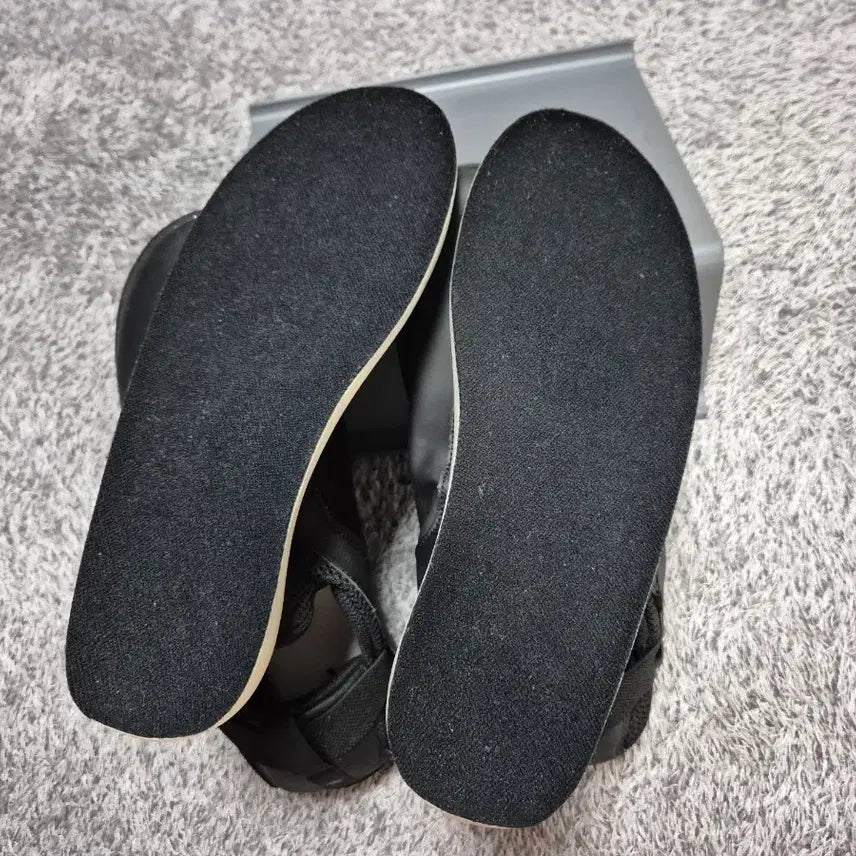 [BUNJANG] Nike Air Zoom Pulse Triple Black Sneakers / 나이키 에어 줌 펄스 트리플블랙 265
