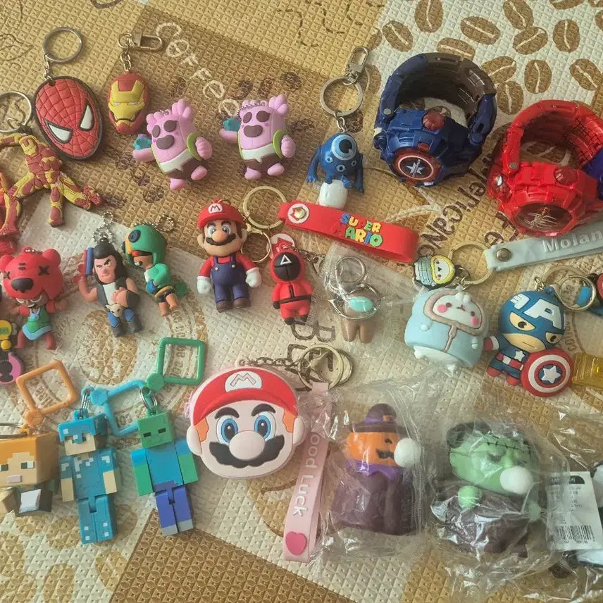 [BUNJANG] Various Character Keyrings and Gachapon Toys / 각종 키링 및 뽑기 장난감~ GS25 반값택포