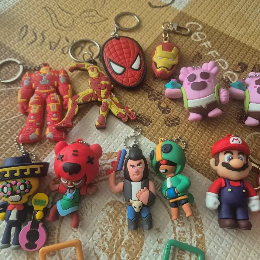 [BUNJANG] Various Character Keyrings and Gachapon Toys / 각종 키링 및 뽑기 장난감~ GS25 반값택포