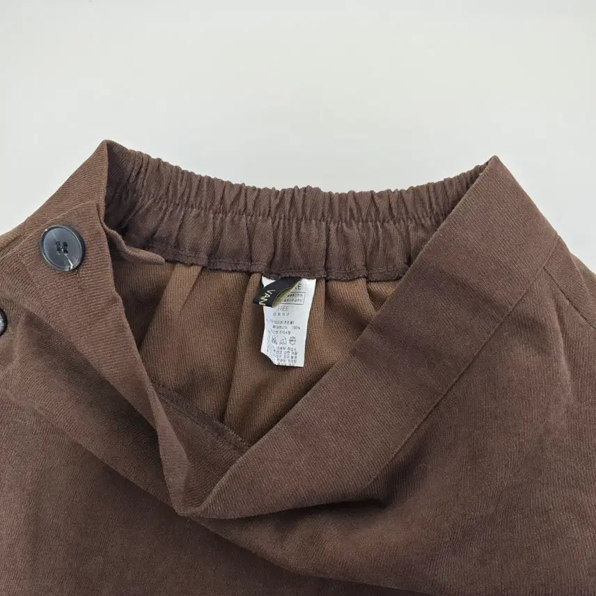 [SOLD OUT] 브라운 버튼 A라인 스커트 치마 프리사이즈