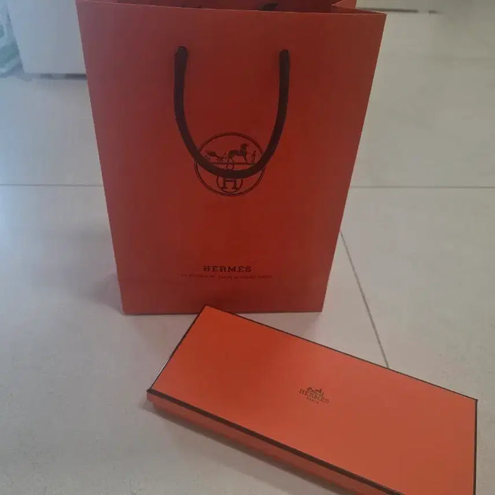 [BUNJANG] Hermès H Enlumine Bandana 55 / 에르메스 H Enlumine 반다나 55