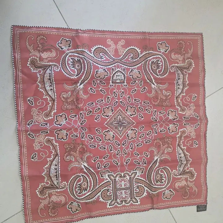 [BUNJANG] Hermès H Enlumine Bandana 55 / 에르메스 H Enlumine 반다나 55