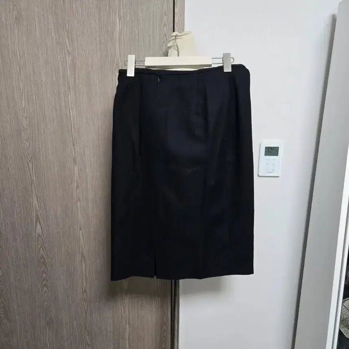 [BUNJANG] Escada Black Cotton H-Line Midi Skirt / 에스까다 상태굿 블랙 H라인 스커트