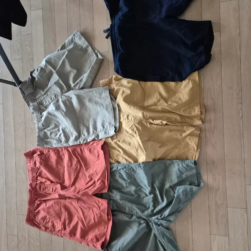 [BUNJANG] Uniqlo Shorts Bundle / 유니클로 반바지 일괄