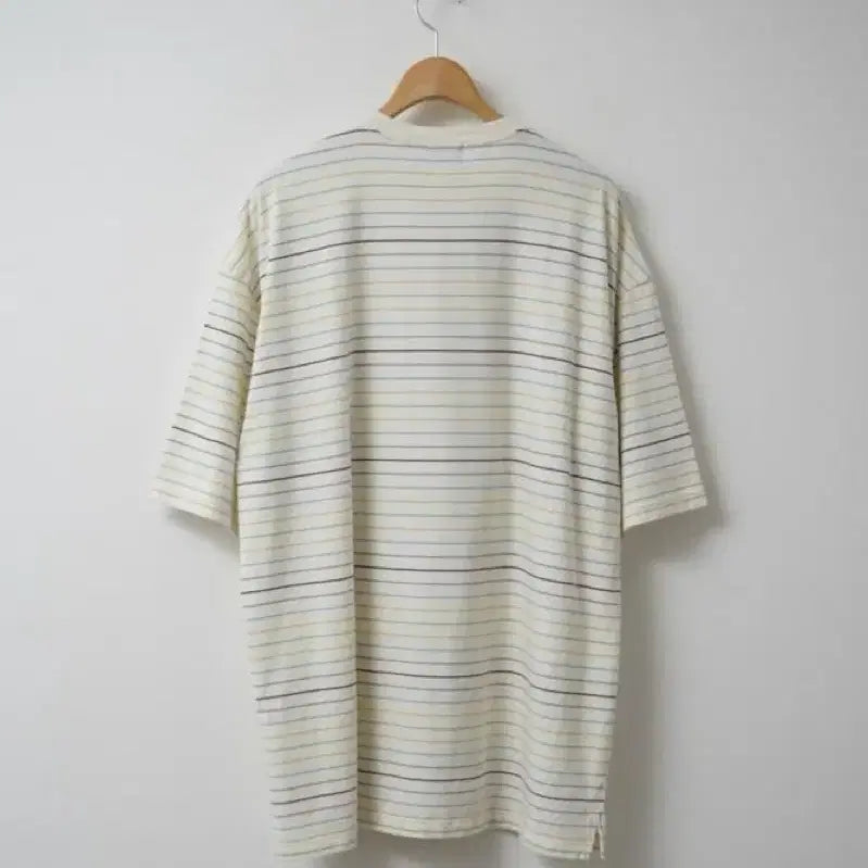 [BUNJANG] UNUSED Border Short Sleeve T-Shirt Cream Size 3 / UNUSED  Border Short Sleeve T-Shirts