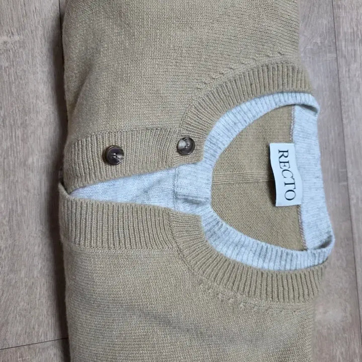 [SOLD OUT] 렉토 레이어드 니트 베이지 L