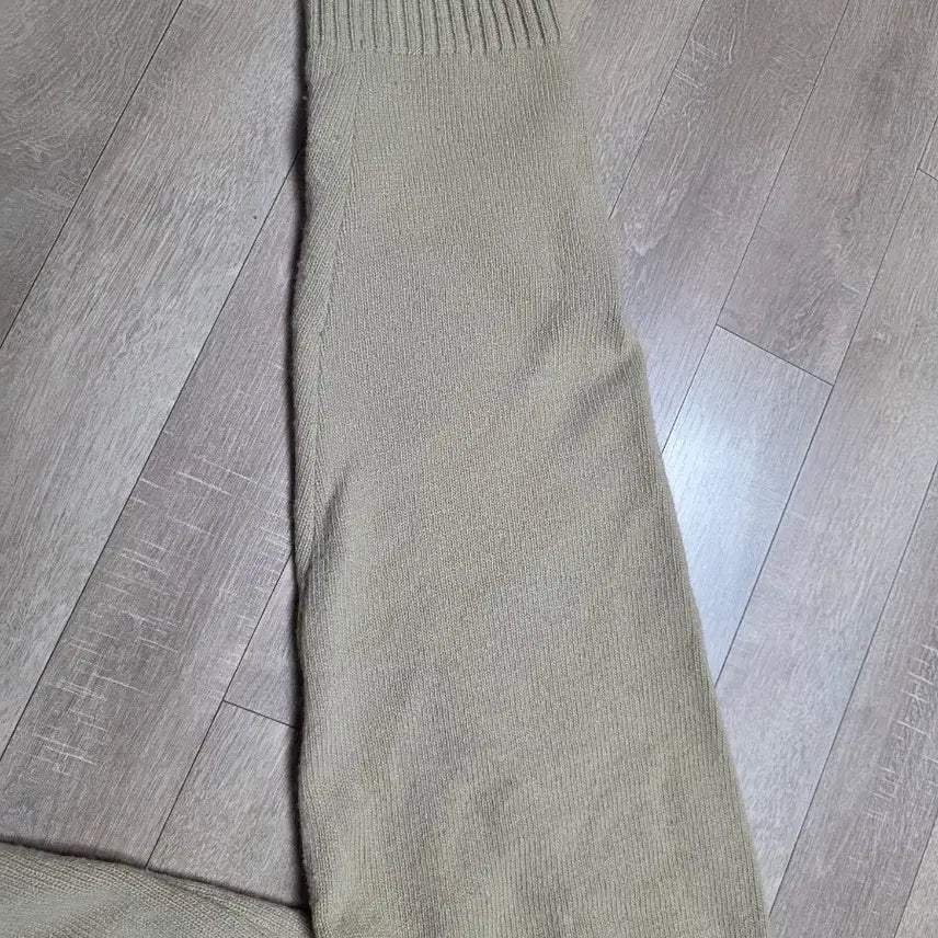 [SOLD OUT] 렉토 레이어드 니트 베이지 L