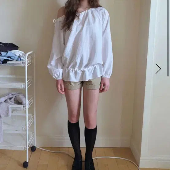 [SOLD OUT] 릴리코츠 블라우스 Shure Blouse
