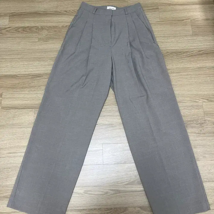[SOLD OUT] 베이지 슬랙스