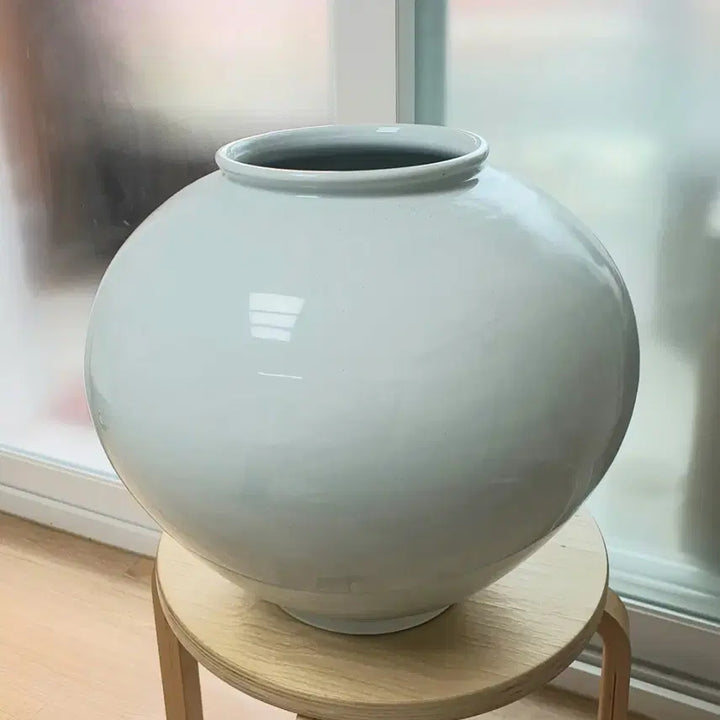 [BUNJANG] Hwa Mae Hyang White Porcelain Moon Jar / 화매향 백자 대호