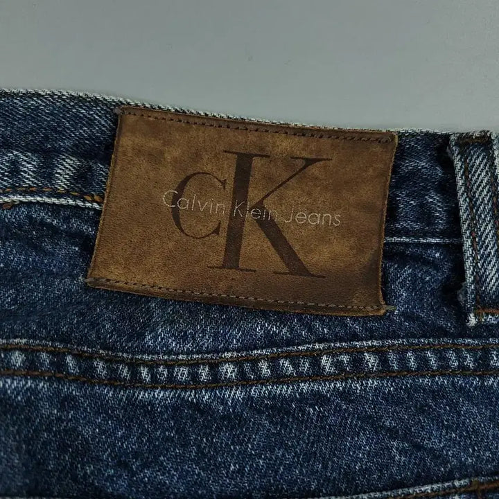 [BUNJANG] Calvin Klein Jeans Denim Jeans / 캘빈클라인 진스 진청워싱 로고 레더탭 이지핏 청바지 데님팬츠 MADE I