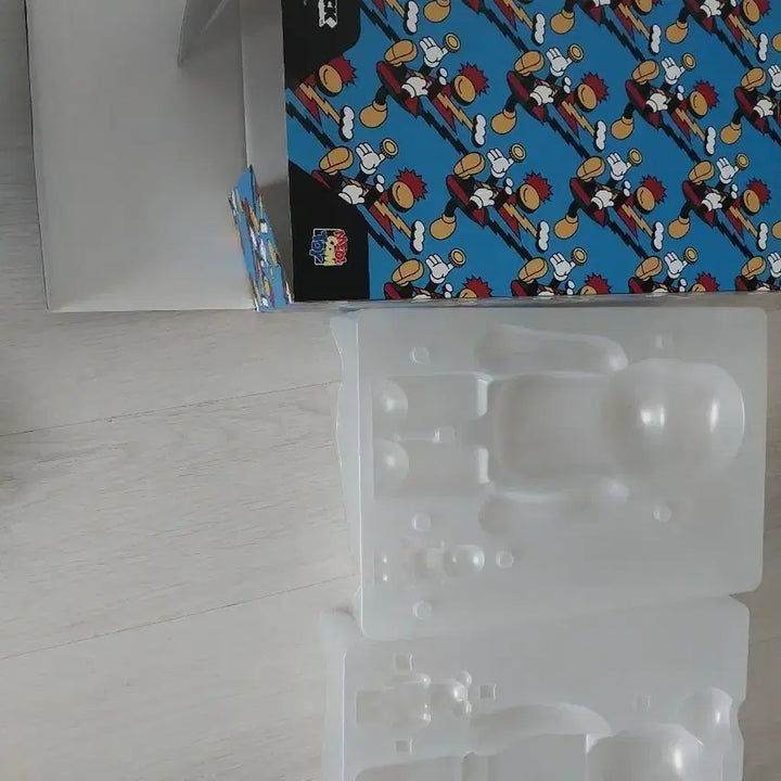 [BUNJANG] Bearbrick Mighty Jet 100% 400% Case Only / 베어브릭 마이티제트 100% 400% 케이스만