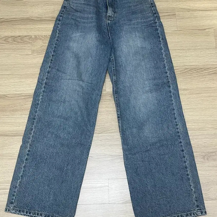 [SOLD OUT] 와이드 데님 팬츠