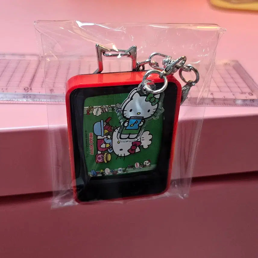 [BUNJANG] Sanrio Hello Kitty Magnetic Keyring / 산리오 헬로키티 자석 키링