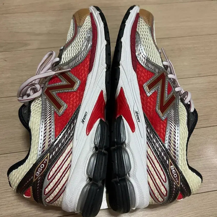 [BUNJANG] New Balance Aimé Leon Dore 860v2 Sneakers / 뉴발란스 에메레온도르 860v2 에임레온도르