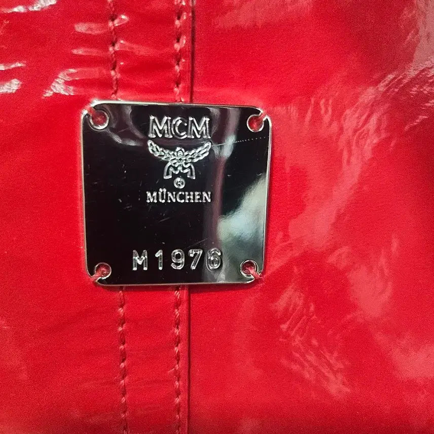 [SOLD OUT] 급매)) MCM 레드 유광 양가죽 블레이저