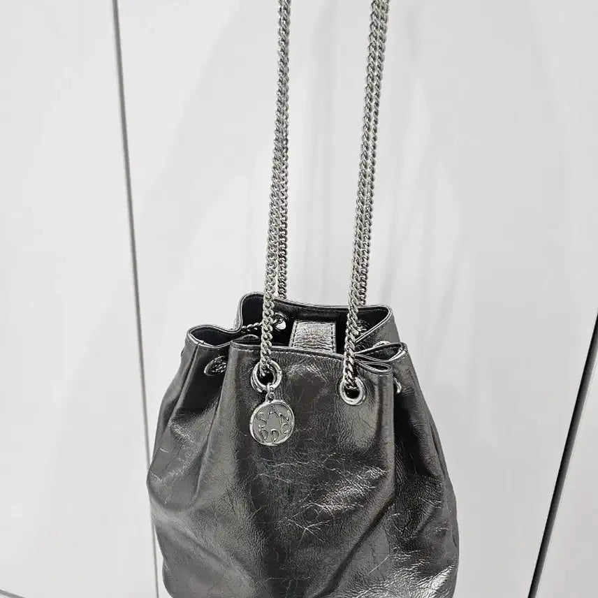 [BUNJANG] 앤오즈 Dark Silver Bucket Bag / 앤오즈다크실버
