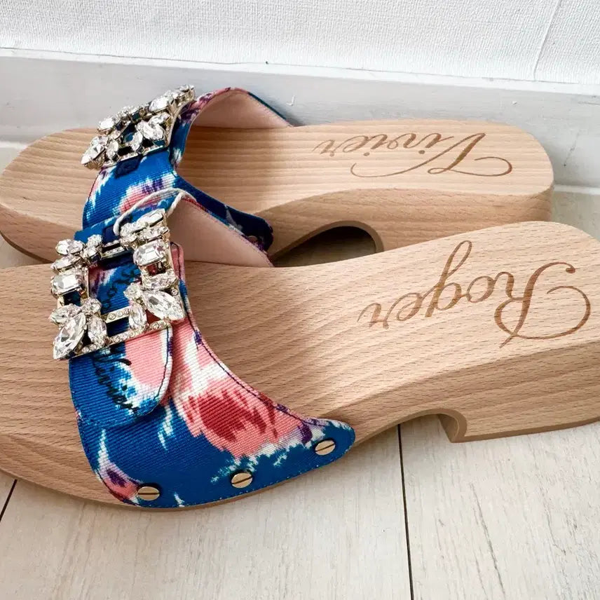 [BUNJANG] Roger Vivier Wood Mules 36 (230) - New / (새제품) 로저비비에 우드 뮬 새제품 36